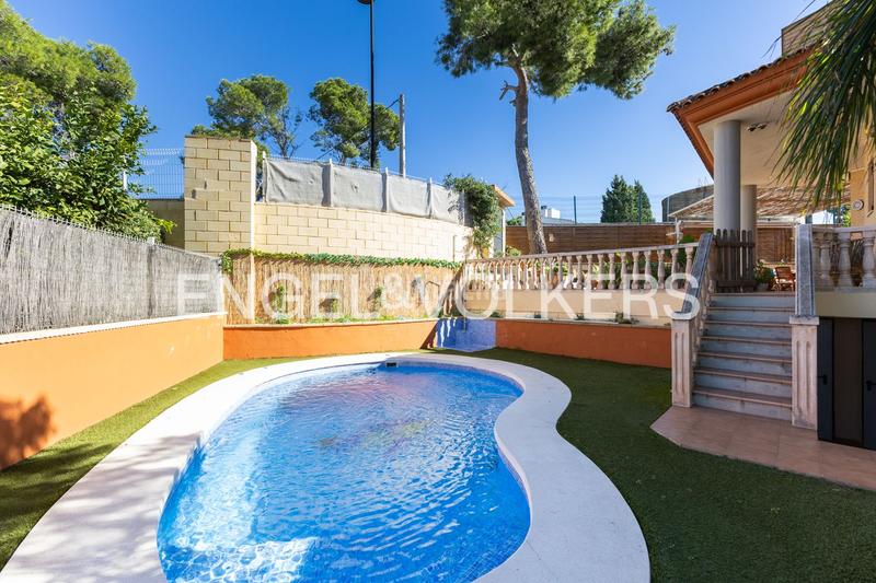 Foto f68ebcc7-3329-4f08-ba39-db72af5d33ff. Casa amb calefacció aparcament a El Vedat - Santa Apolonia Torrent