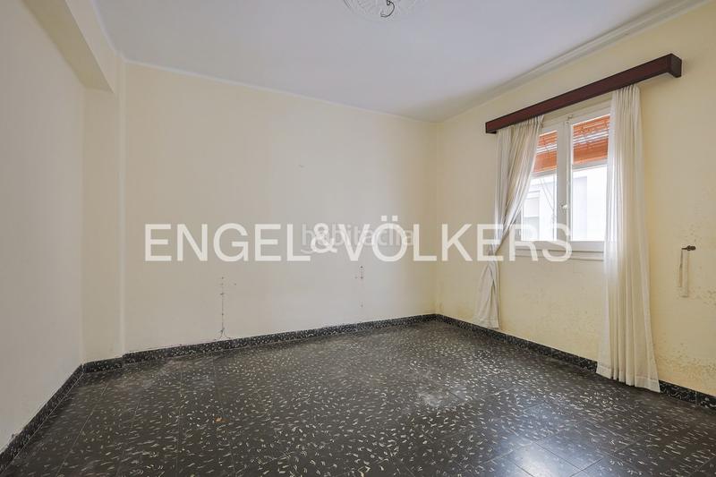 Foto 9f73d9c5-b6ba-4a59-b277-1447d94dbfd3. Piccolo appartamento con riscaldamento in Mestalla Valencia