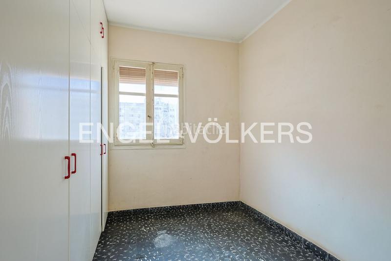 Foto b06651a3-37d6-4b88-9b37-7a010f9fcc56. Piccolo appartamento con riscaldamento in Mestalla Valencia