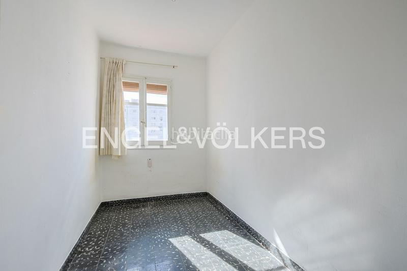 Foto c26e1764-f47d-494a-a7c8-d1e2a5d144da. Piccolo appartamento con riscaldamento in Mestalla Valencia