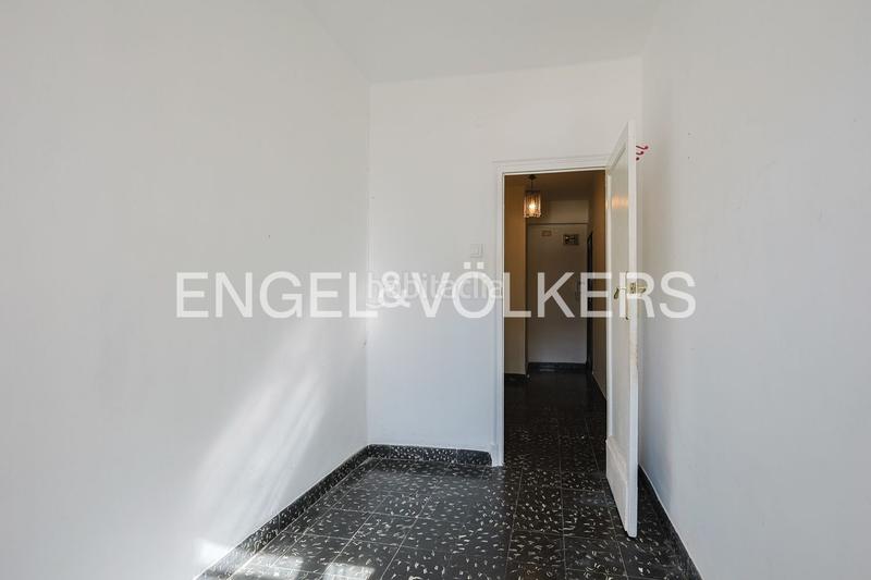 Foto fad0b291-d15e-48d5-93d4-ef7e8d01adb1. Piccolo appartamento con riscaldamento in Mestalla Valencia