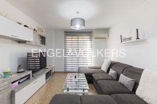 Apartamento en Faura. Magnífico piso en zona moderna de faura