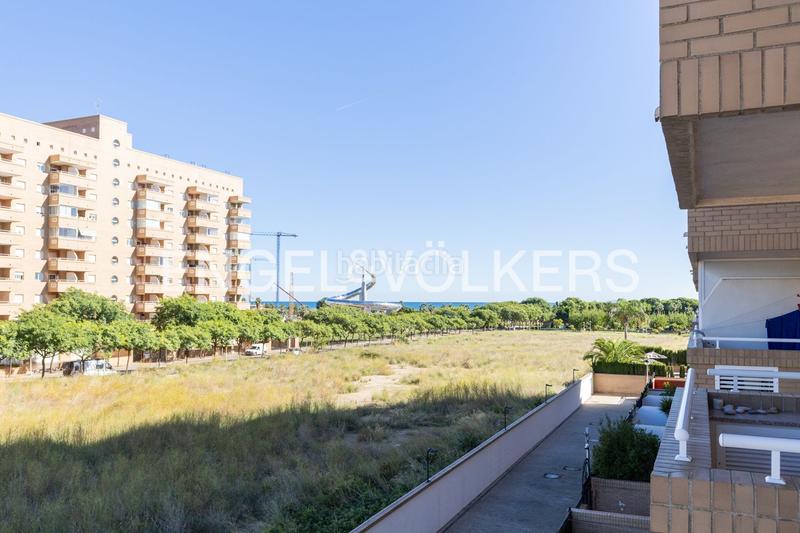 Foto dc3eae45-4ecb-428d-a9ed-06307d6b021c. Pis amb calefacció aparcament piscina a Jardines del Mar Oropesa del Mar