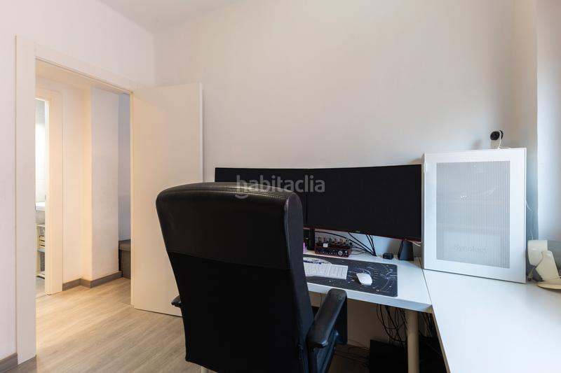 Foto 1e541d68-7edf-4116-90ad-8a3f09858374. Apartamento luminoso piso reformado en hort del senabre en Valencia