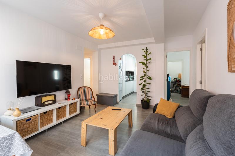 Foto 2d5e7472-eba2-4b95-8d5d-c9981b567e83. Apartamento luminoso piso reformado en hort del senabre en Valencia