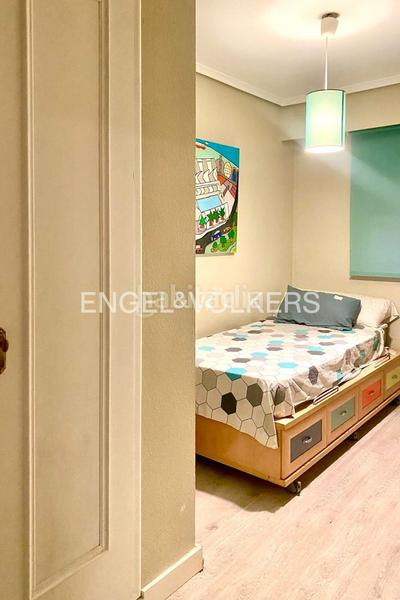 Foto 0fb6a7bc-6392-431d-ae12-27dd52bbcd0d. Rent apartment with heating parking in Marxalenes Valencia