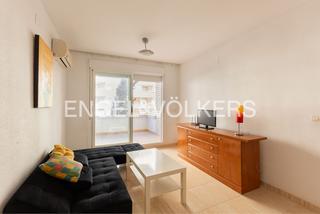 Apartament a Marina Trebol - Neptuno. Encantador apartamento con  balcón con vista verde a pocos metro