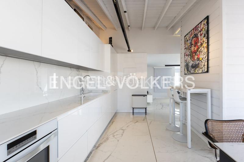 Foto 39007e3d-bc68-4397-b1fe-0e0d08ae957c. Affitto attico con riscaldamento in Russafa Valencia