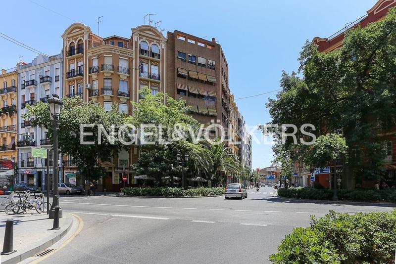 Foto ea05d228-11b9-4e07-a6f3-0d696ce640fe. Affitto attico con riscaldamento in Russafa Valencia