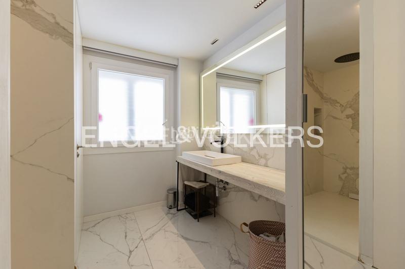 Foto 8cb2f797-3f14-44fb-be84-899b539348e9. Location attique avec chauffage dans Russafa Valencia