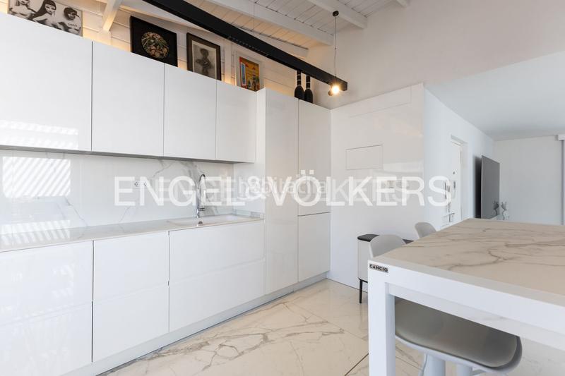 Foto ef6af100-f5d1-496d-a338-2b109e5fba21. Location attique avec chauffage dans Russafa Valencia