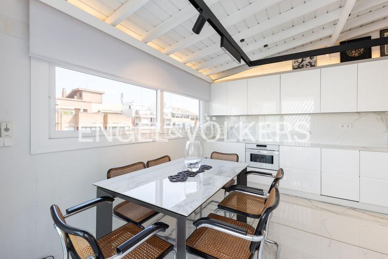 Foto 762507eb-c0e7-460b-8322-bbe31150c0d8. Rent penthouse with heating in Russafa Valencia