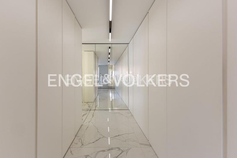 Foto 8e553d97-5ca2-4342-9510-2f9a4664ed95. Rent penthouse with heating in Russafa Valencia