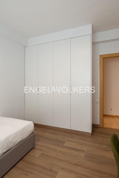 Foto a28b7137-2c2d-4f9f-9372-b30982eae9fb. Lloguer apartament amb calefacció aparcament a Jaume Roig Valencia