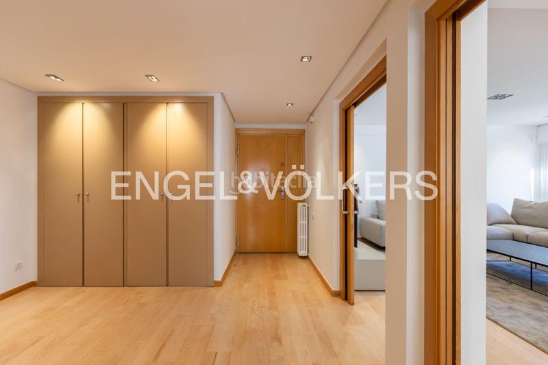 Foto a21f4a8a-7323-4f04-85f3-f658b072bc32. Location appartement avec chauffage parking dans Jaume Roig Valencia