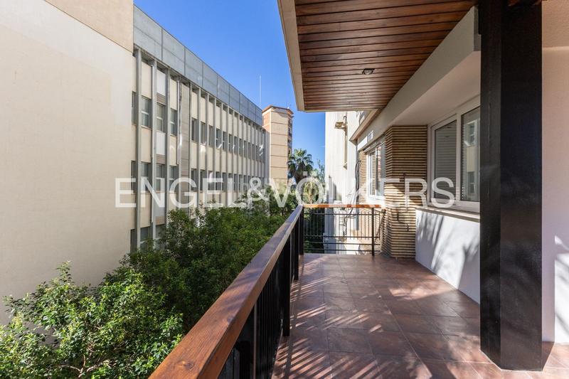 Foto acc02553-6f37-4e5f-a99f-3d1bea8a7534. Location appartement avec chauffage parking dans Jaume Roig Valencia