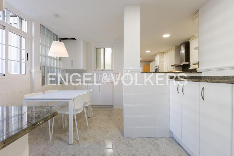 Foto f62575ed-fd14-4bb9-b9d8-17ef460e7af4. Miete appartement mit heizung parking in Jaume Roig Valencia