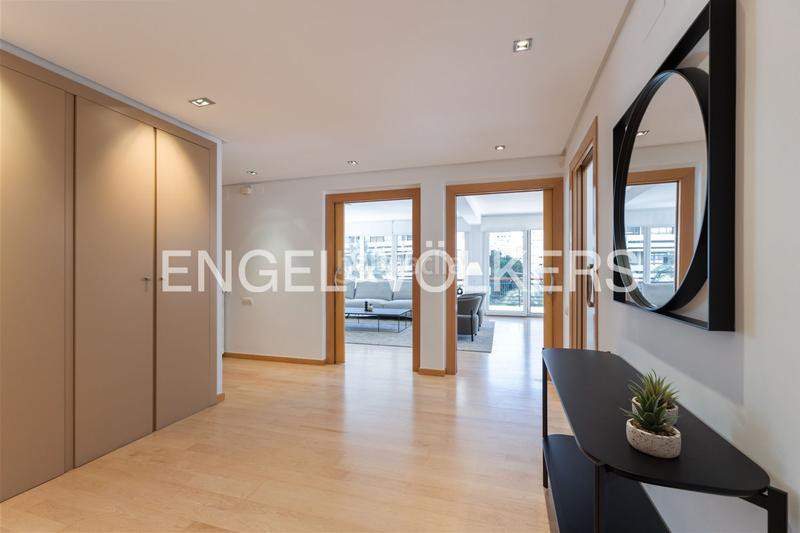 Foto 40e21d76-e1d7-409c-8c1f-a3f019b459ec. Rent apartment with heating parking in Jaume Roig Valencia