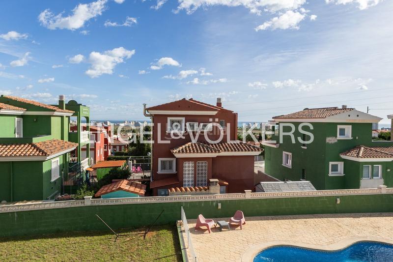 Foto 40d42dc2-fdb8-4f21-b782-41780457f3cb. Haus mit heizung parking pool in Las Atalayas-Urmi-Cerro Mar Peñíscola