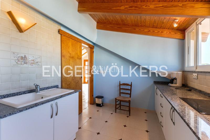 Foto 1c8f6458-595e-4d9b-8ca6-ebe8c34bc44b. House with heating parking pool in Corinto-Almardà Sagunt