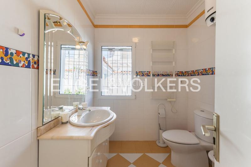 Foto 4590a4f1-e956-4379-b4ee-56c3109e6dfb. House with heating parking pool in Corinto-Almardà Sagunt