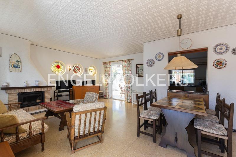 Foto 8ddd28dc-9a33-4e2c-b977-2ea38fe36acd. House with heating parking pool in Corinto-Almardà Sagunt