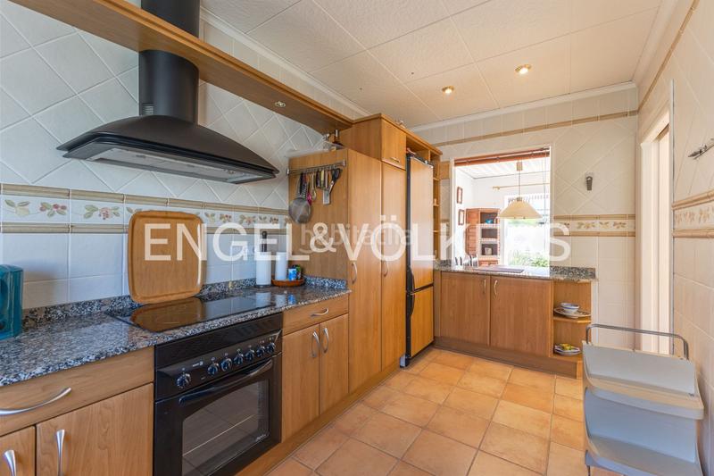 Foto ab036f0f-14fe-44b6-a9e3-c846ff0ade77. House with heating parking pool in Corinto-Almardà Sagunt