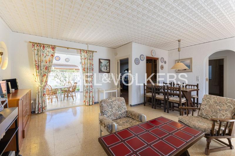 Foto f0663d2e-fbbf-4350-96ae-0bddd07d6c27. House with heating parking pool in Corinto-Almardà Sagunt