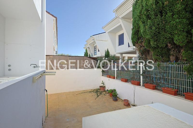 Foto 0f3f2558-ccd0-4771-88be-011c509aaf7b. Maison avec chauffage parking piscine dans Corinto-Almardà Sagunt