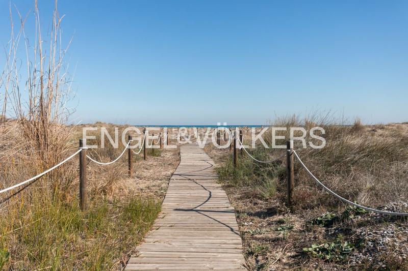 Foto 4a779852-4884-4dab-bb62-886e20c22175. Maison avec chauffage parking piscine dans Corinto-Almardà Sagunt