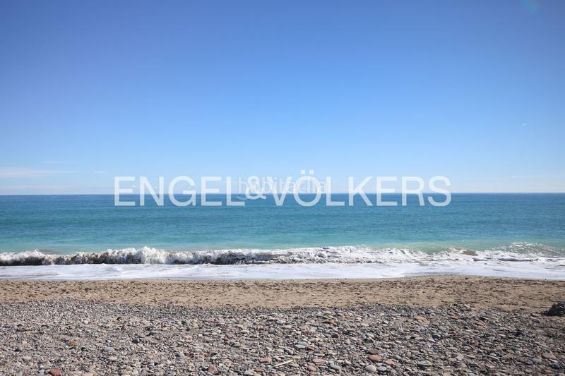 Foto 4aa0eee0-f689-44e0-b990-4bf9c1269491. Maison avec chauffage parking piscine dans Corinto-Almardà Sagunt