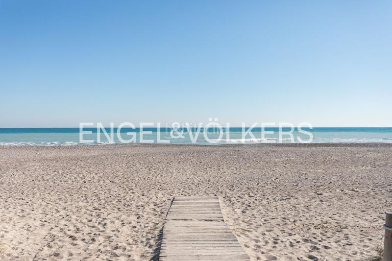 Foto db071fe2-59c8-47a4-9fb0-ce5d552210ff. Maison avec chauffage parking piscine dans Corinto-Almardà Sagunt