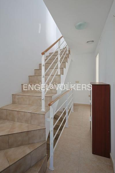 Foto e998a4a0-4766-4b44-9b38-b829ea62dff0. Maison avec chauffage parking piscine dans Corinto-Almardà Sagunt