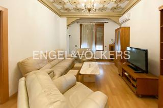 Apartament a Russafa. Amplia vivienda en ruzafa