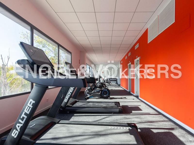 Foto 493fe0c0-9afe-44b1-9c92-44404b5eab17. Lloguer apartament amb calefacció aparcament piscina a Valencia