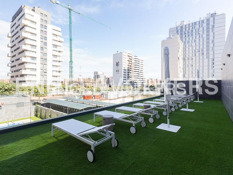 Foto ebba5a1d-993b-4e63-baa2-3690d36d75a0. Location appartement avec chauffage parking piscine dans Valencia