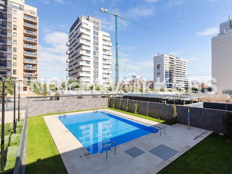 Foto 375468f7-48d8-46af-8948-7175458e99c3. Miete appartement mit heizung parking pool in El Castellar i l'Oliverar Valencia