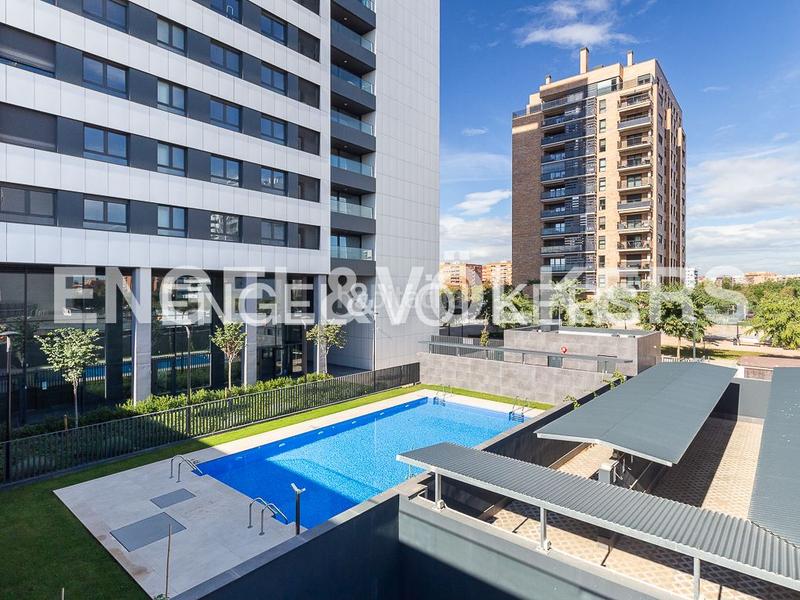 Foto 5527d9a1-3129-41d0-b61b-3dc347aa5b6c. Rent apartment with heating parking pool in El Castellar i l'Oliverar Valencia