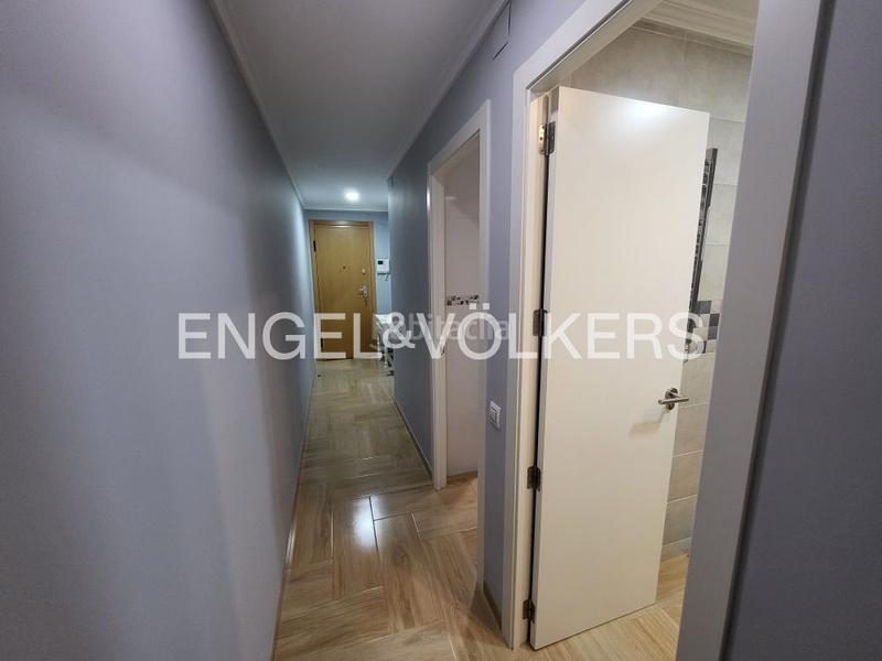 Foto 585f25a9-c2a3-4e3f-a036-d62cda32c642. Lloguer apartament amb calefacció aparcament a La Creu Coberta Valencia