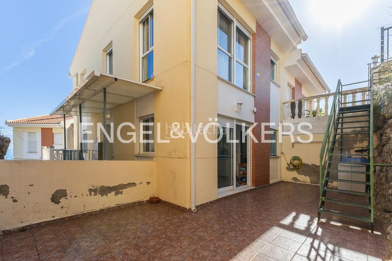 Foto 2d026f06-e0c7-4eb8-a77a-98e7399800cb. Alquiler casa adosada vivienda con vistas al mar para larga duración en Cullera