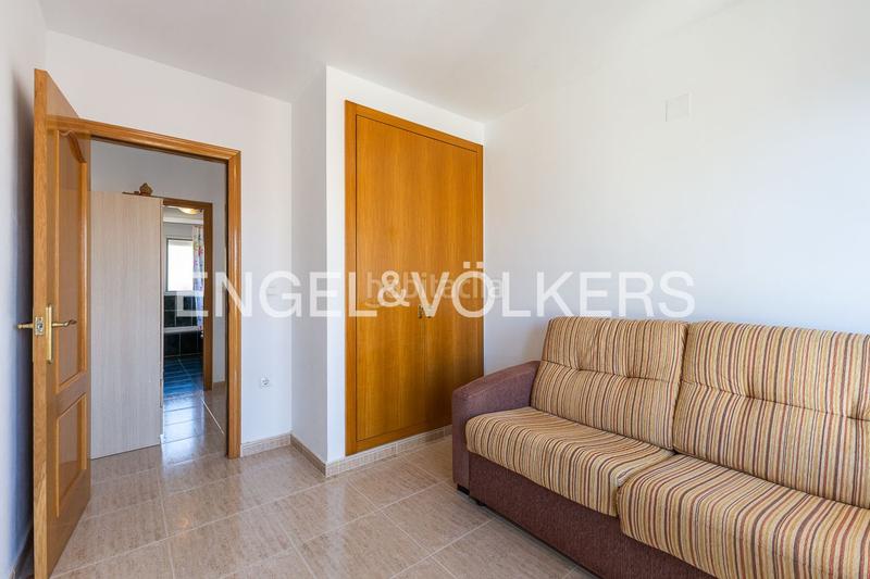 Foto 122fef16-e82b-4a92-a6f5-a3b46c371ae6. Lloguer casa adossada amb calefacció aparcament a Cullera