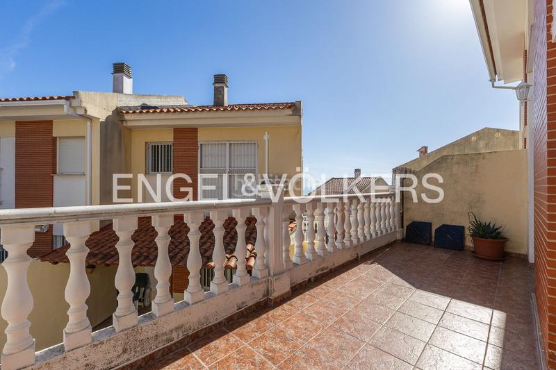 Foto 3b3c2424-b02d-468e-b49c-9b51e5d0b3d1. Rent semi detached house with heating parking in pueblo de Cullera Cullera