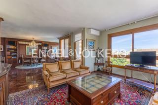 Appartement à Centro Histórico. Descubre lujo en gandia apartamento exclusivo con vistas a monta