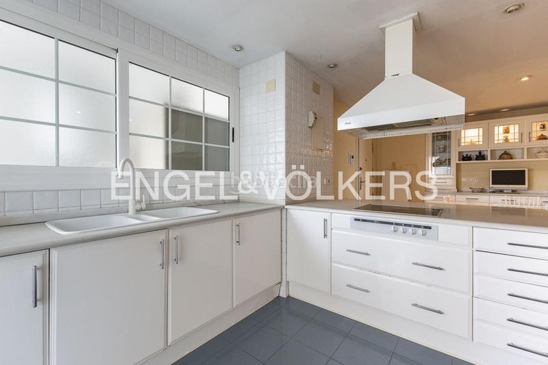 Foto 2e05ec04-2ebc-4c60-8c6c-19881f3f34bb. Piccolo appartamento con riscaldamento parcheggio in Gandia