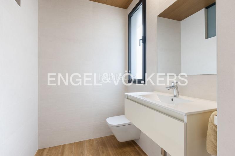 Foto 75194c03-ec9f-4780-bed6-7ad3ec18df36. Casa amb calefacció aparcament a Benifaió