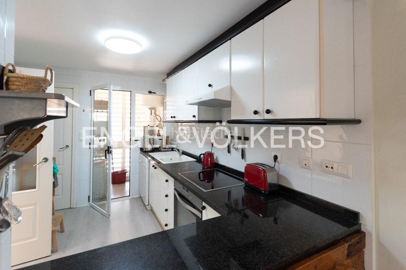 Foto 9de2ee42-13ac-4a85-9381-6241cc9fd329. Alquiler casa chalet adosado con elegancia mediterránea en Dénia