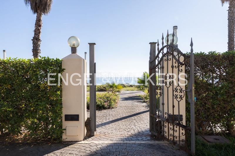 Foto 0b60b055-113a-4d81-9609-d9f84cb8f1df. Maison avec chauffage parking piscine dans Costa Norte Vinaròs