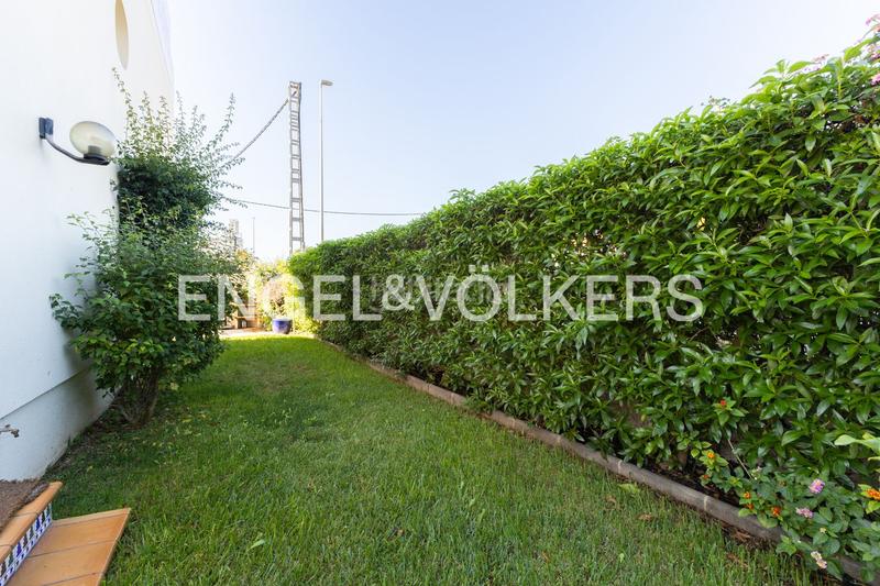 Foto 91a7a682-5ae6-4ddb-b9af-ab3db5cbe297. Maison avec chauffage parking piscine dans Costa Norte Vinaròs