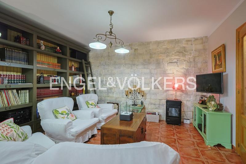 Foto 256300f4-1d65-4ee7-9a86-a6258eb2e13a. Apartamento esplendido apartamento en planta baja en el centro en Navajas