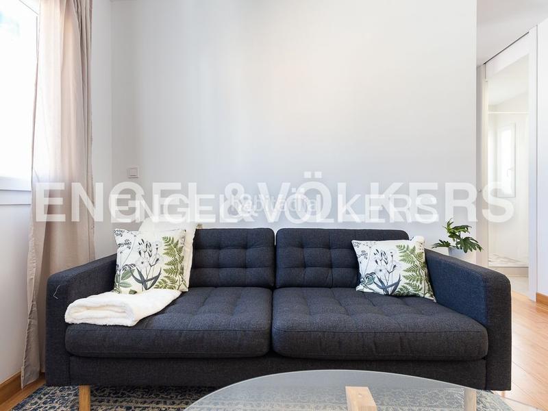 Foto 1318e224-d4d6-4b02-89ef-1310cc66d60e. Lloguer apartament amb calefacció a Russafa Valencia